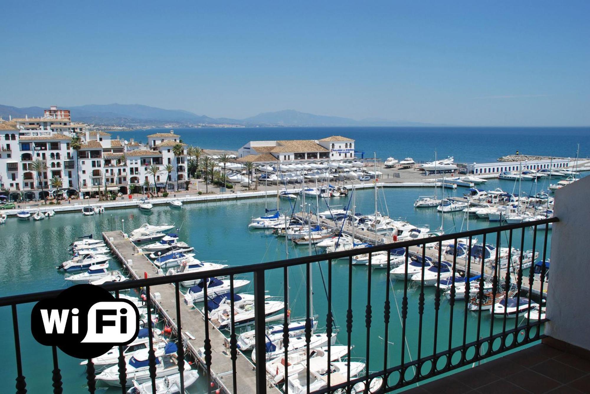 Marina Real 252 Appartement *